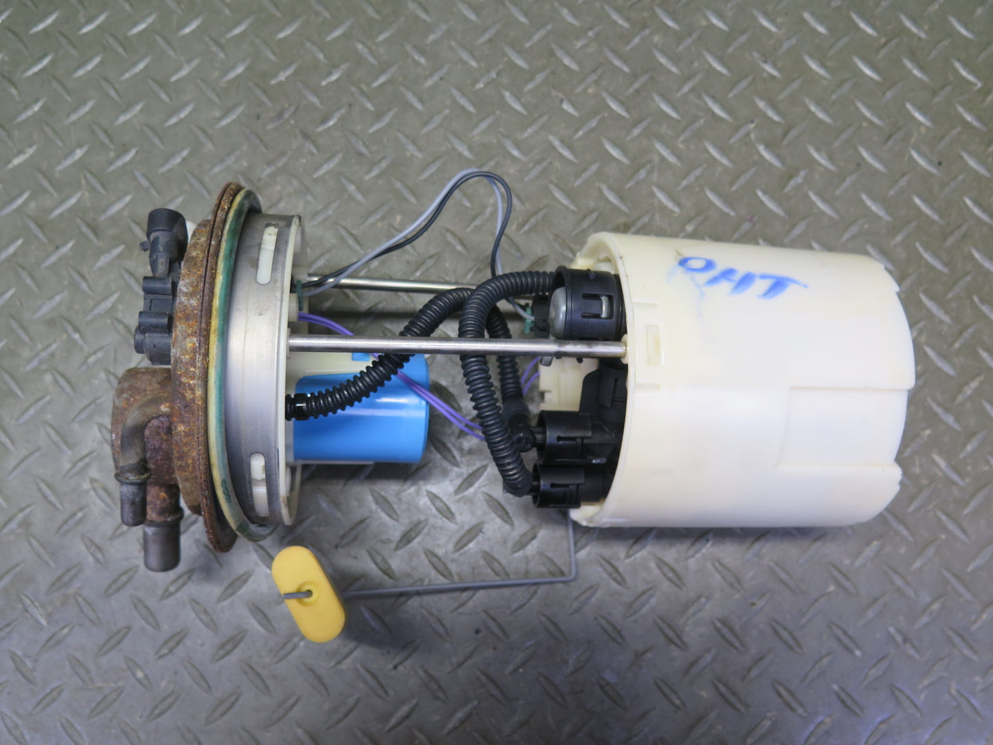 2005-2007 Hummer H2 Fuel Pump Level Sensor Sending Unit Assembly