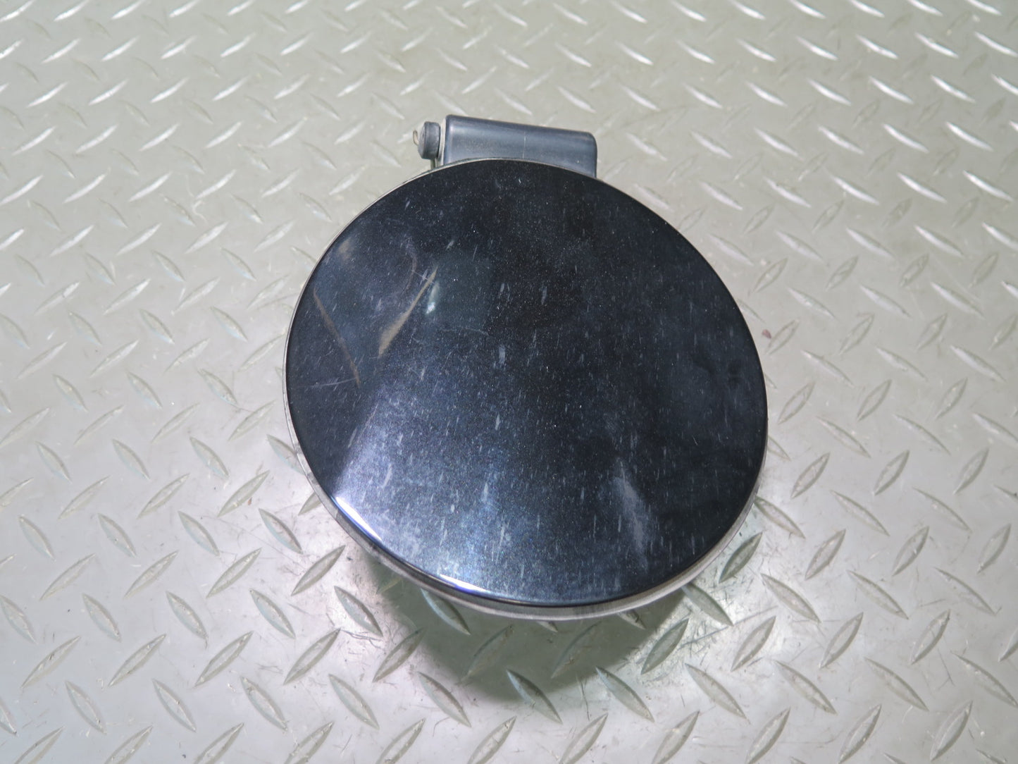 03-08 BMW E85 Z4 Fuel Tank Filler Door Lid Cover w Housing OEM