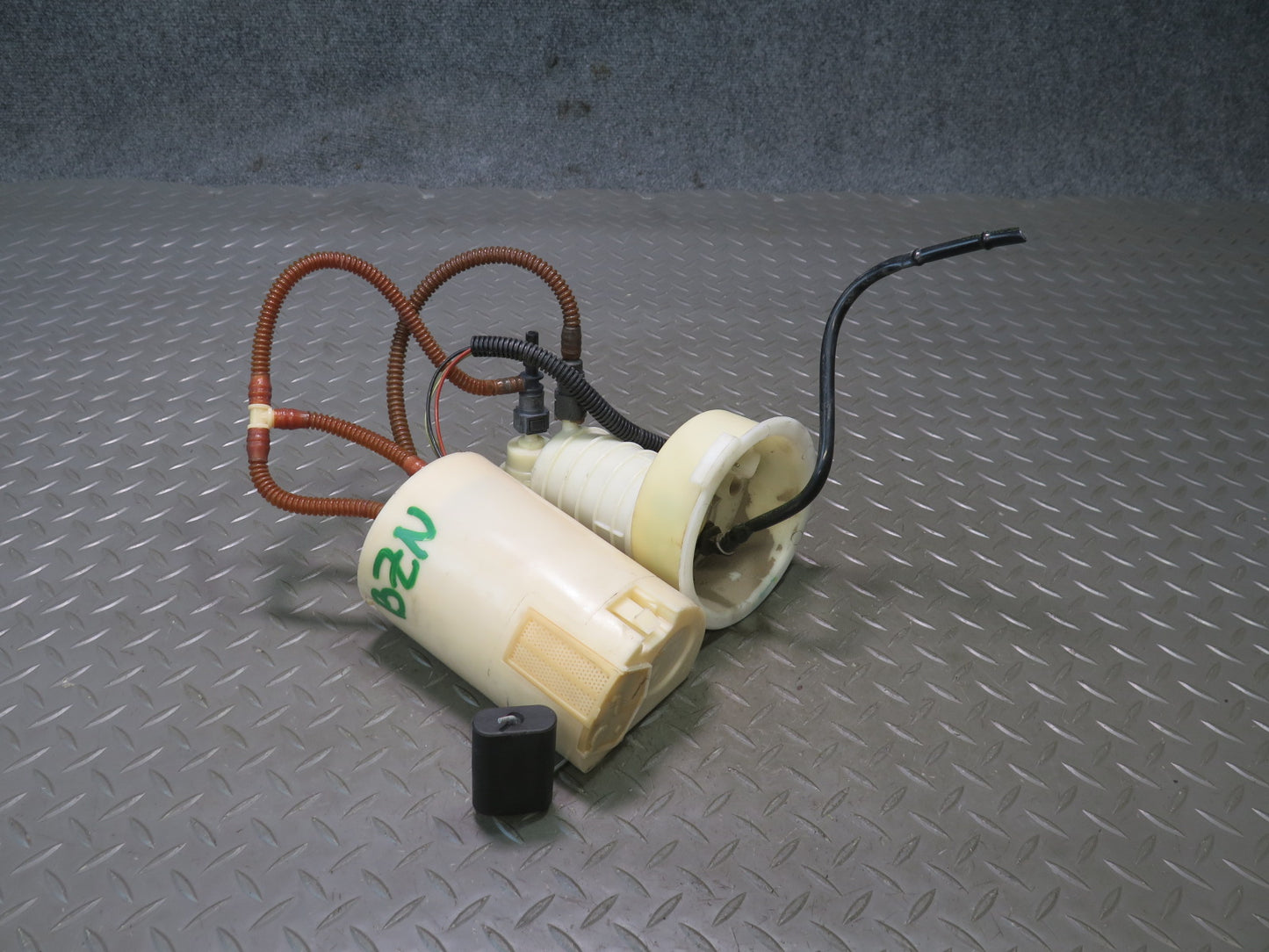 06-08 BMW E85 Z4 3.0L N52 Fuel Pump Level Sensor Sending Unit Set OEM