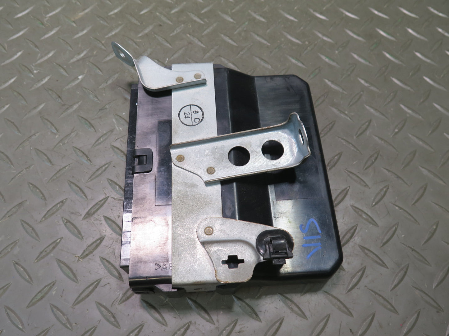 02-05 Lexus JCE10L IS300 ABS TRC Control Module Unit 89540-53150 OEM