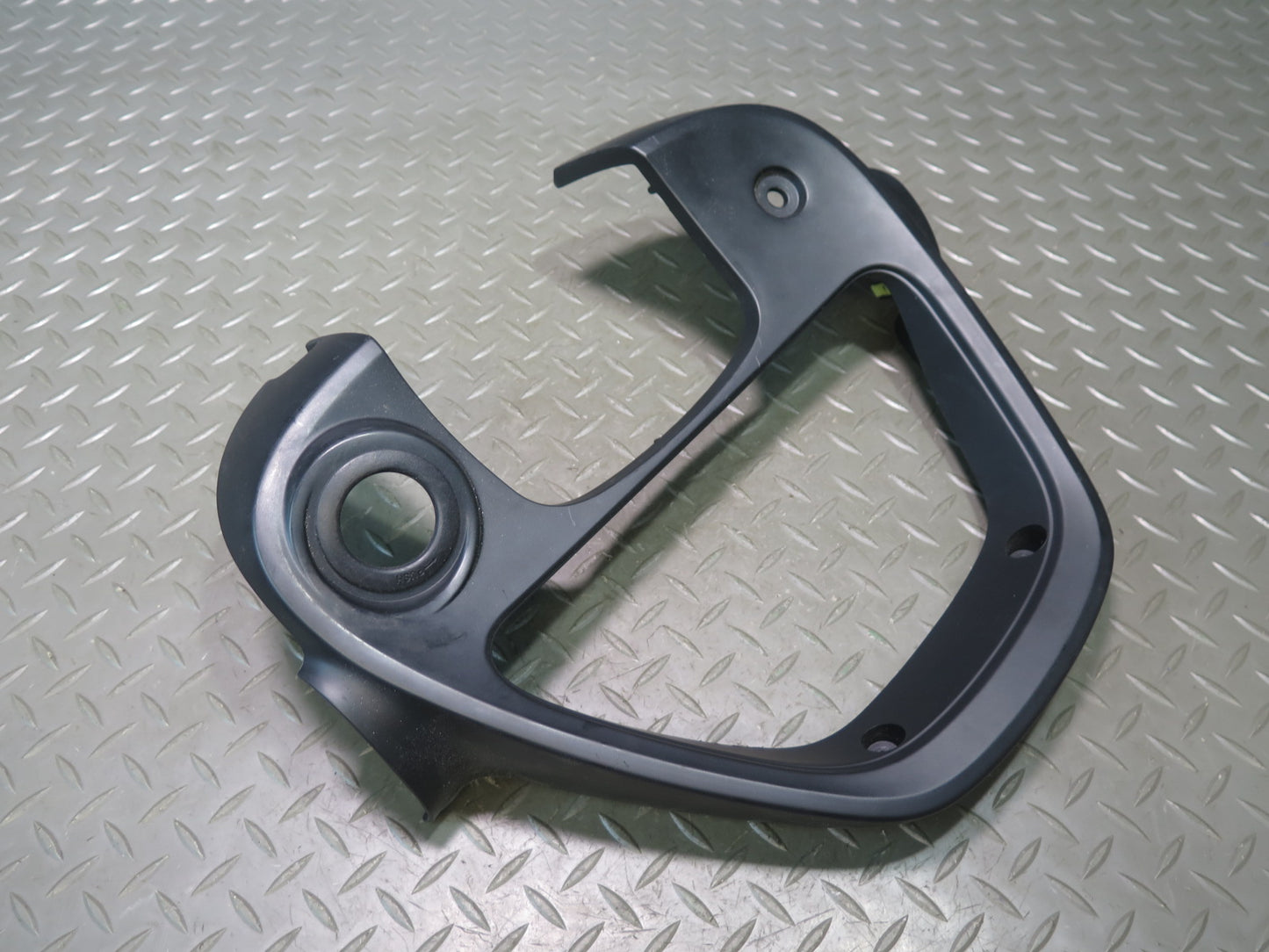01-05 Lexus JCE10L IS300 Instrument Cluster Speedometer Trim Cover Black OEM