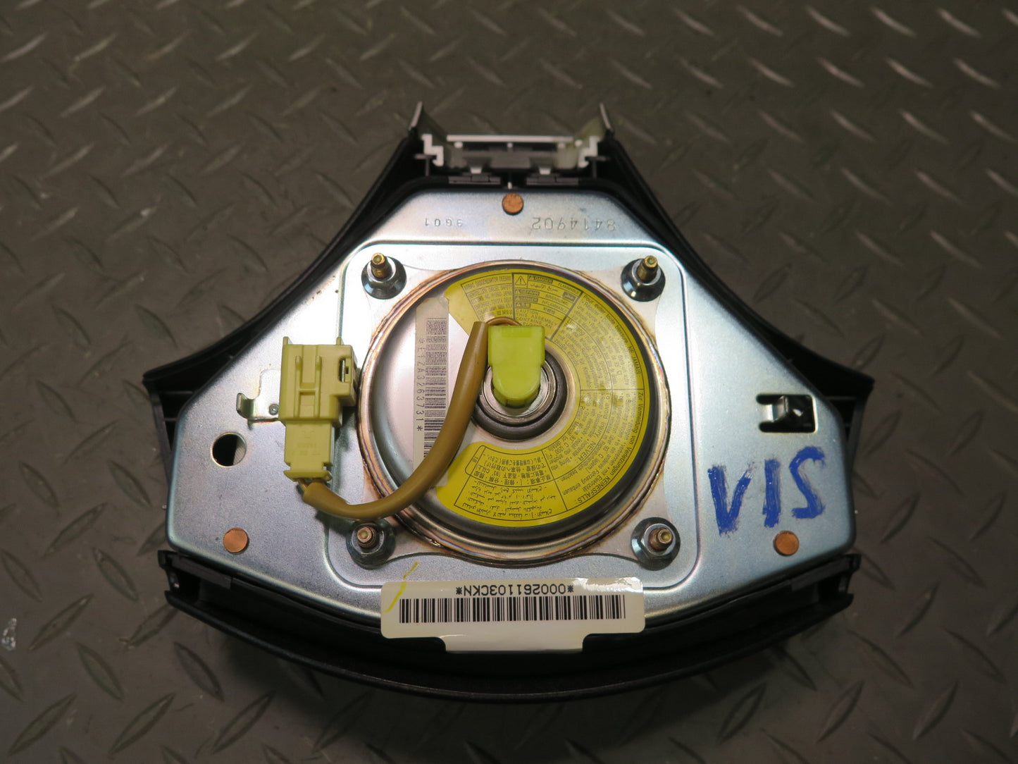 01-05 LEXUS IS300 FRONT LEFT DRIVER SIDE STEERING WHEEL SRS AIRBAG OEM