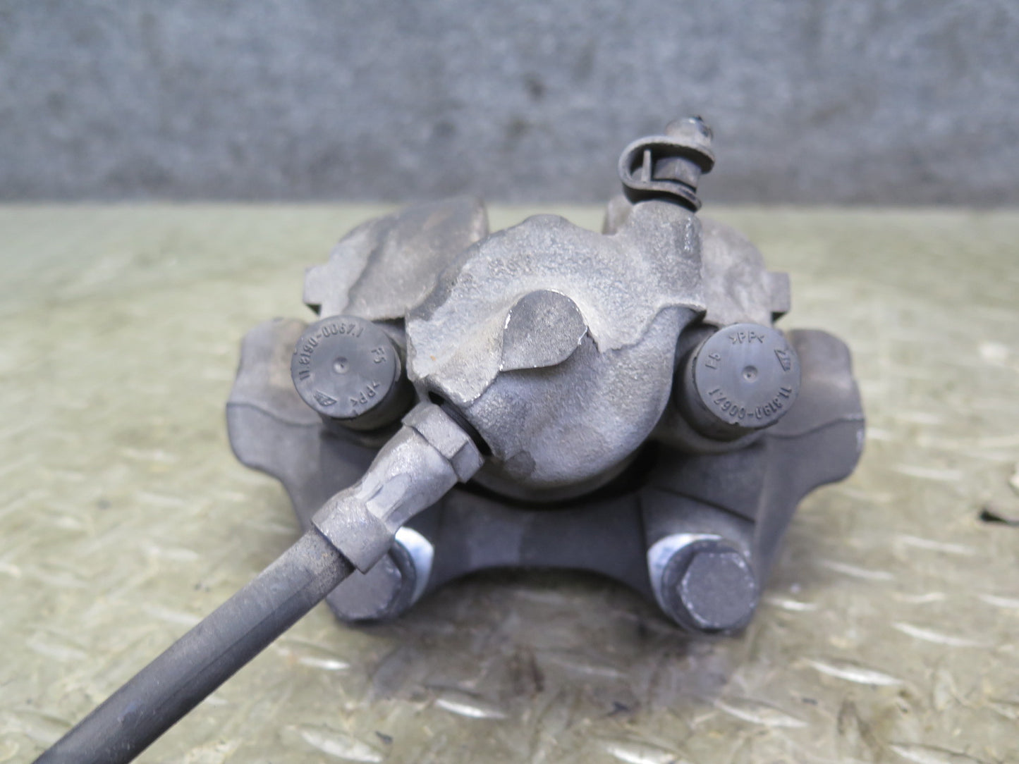 03-08 BMW E86 E85 Z4 3.0L RWD Set of 2 Rear Left & Right Brake Caliper OEM