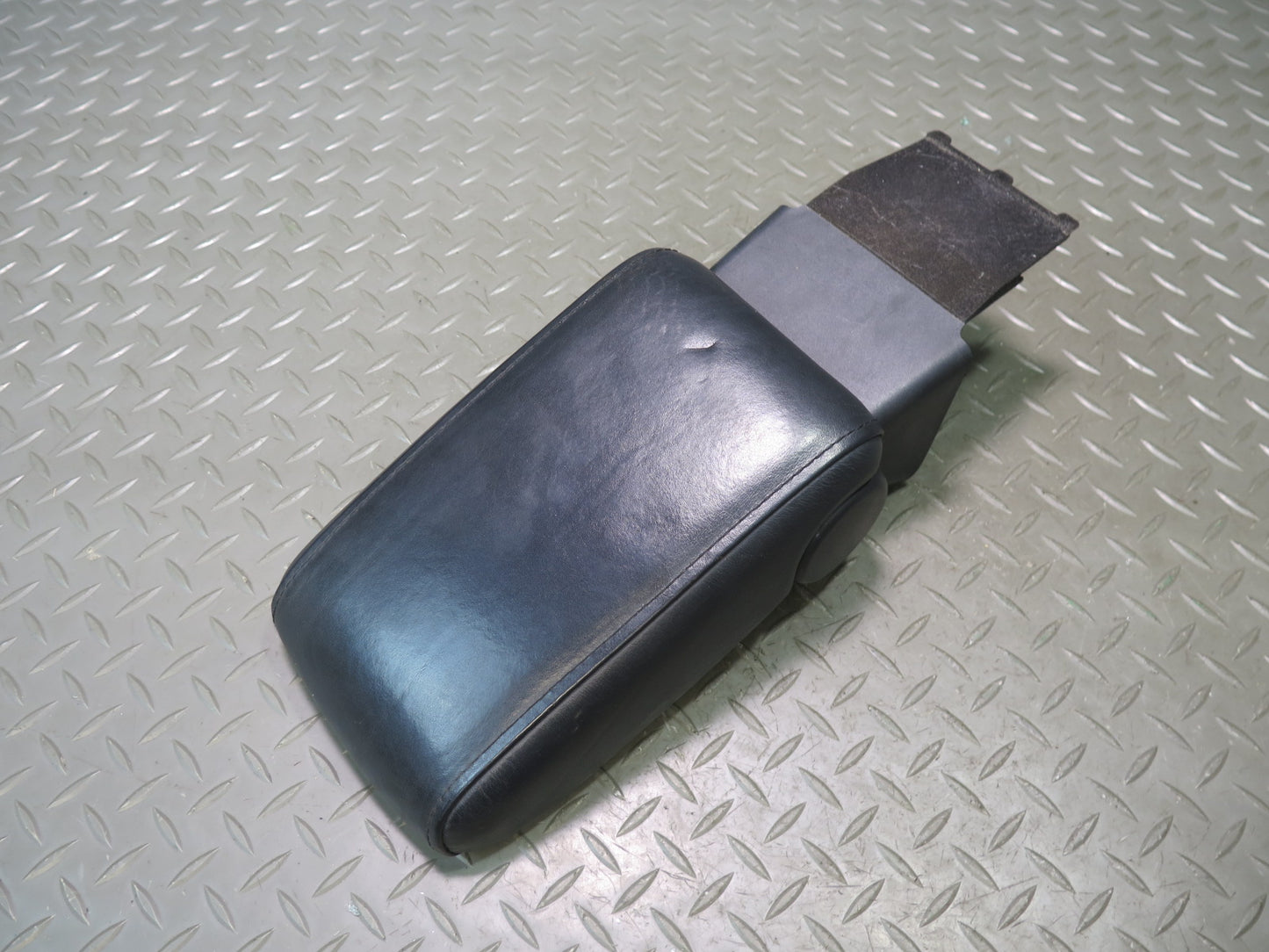 02-05 Lexus JSE10L IS300 Center Console Leather Armrest Black w Bracket OEM