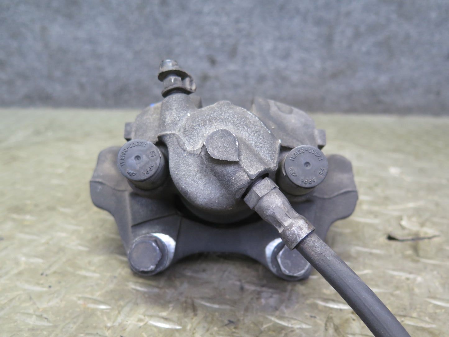 03-08 BMW E86 E85 Z4 3.0L RWD Set of 2 Rear Left & Right Brake Caliper OEM