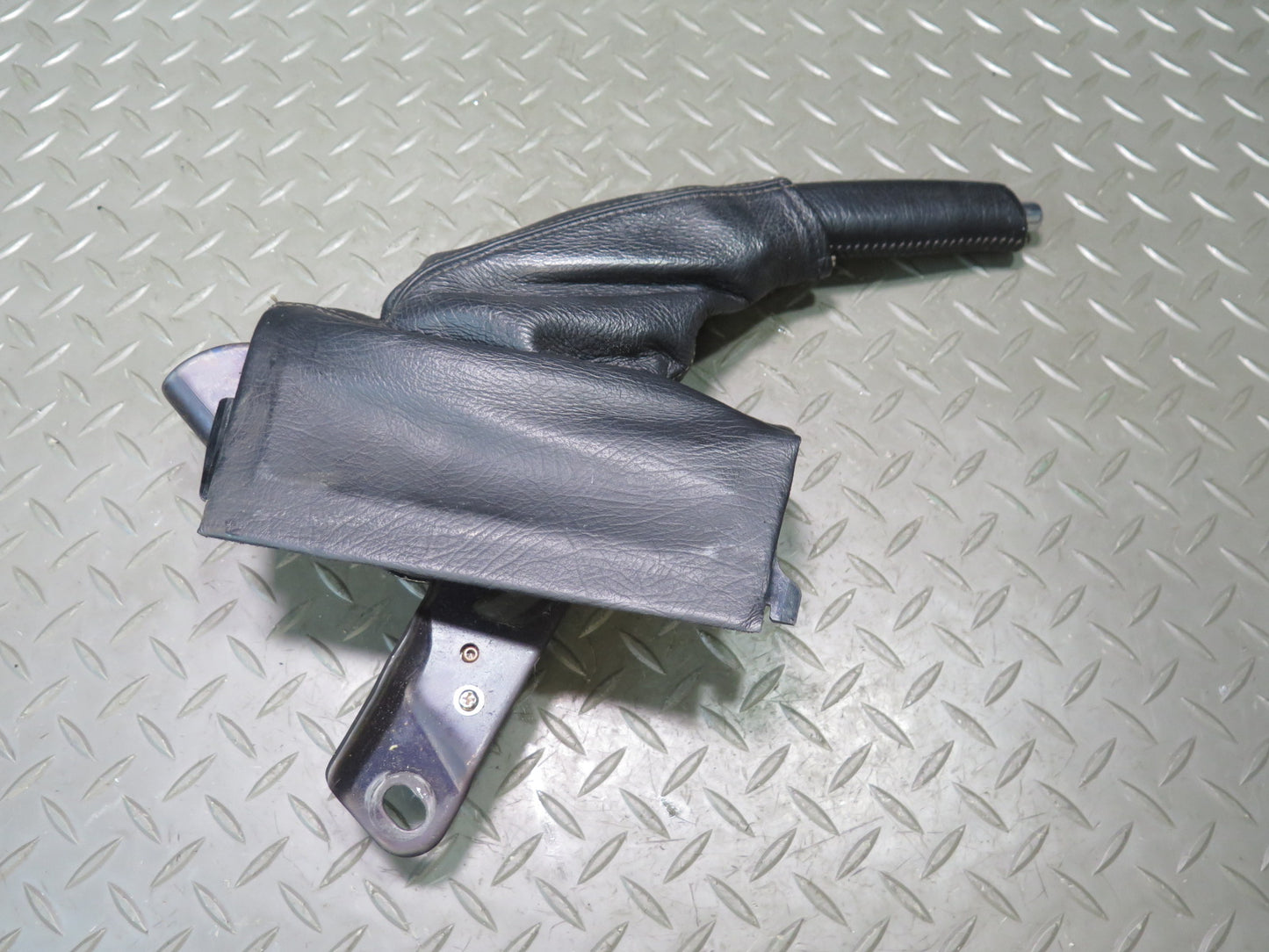 01-05 Lexus JCE10L IS300 Emergency Parking Hand Brake Handle w Boot Cover OEM