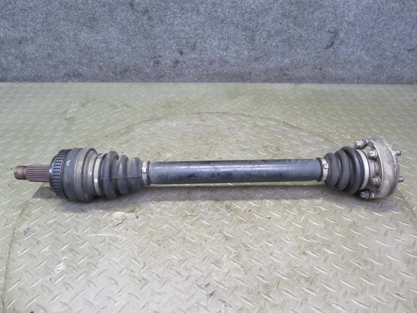 06-08 BMW E86 E85 Z4 3.0L RWD Manual Transmission Rear Left Axle Shaft 7541439