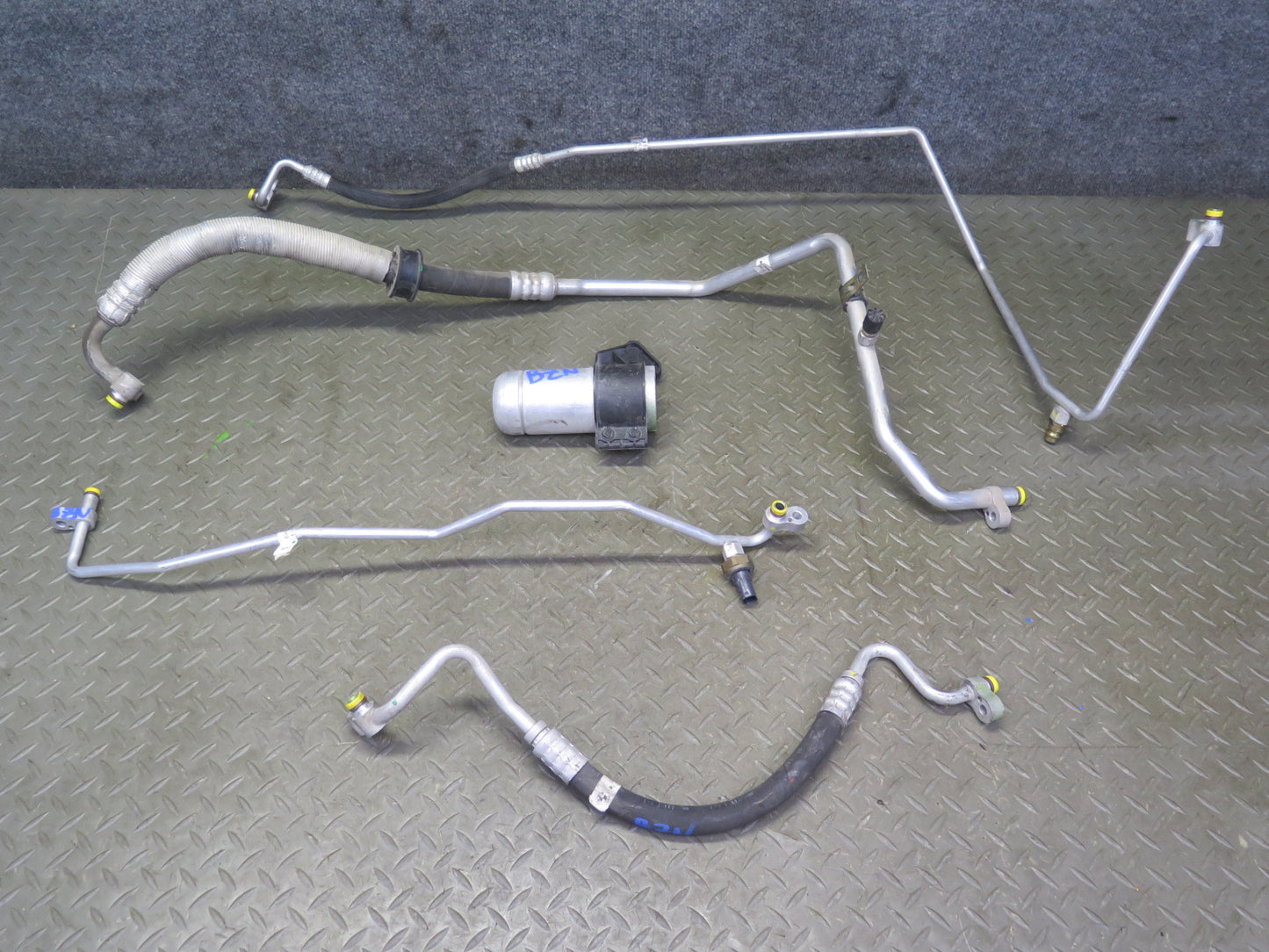06-08 BMW E85 Z4 N52 A/C Air Condition Hose Pipe Line Dryer Set OEM