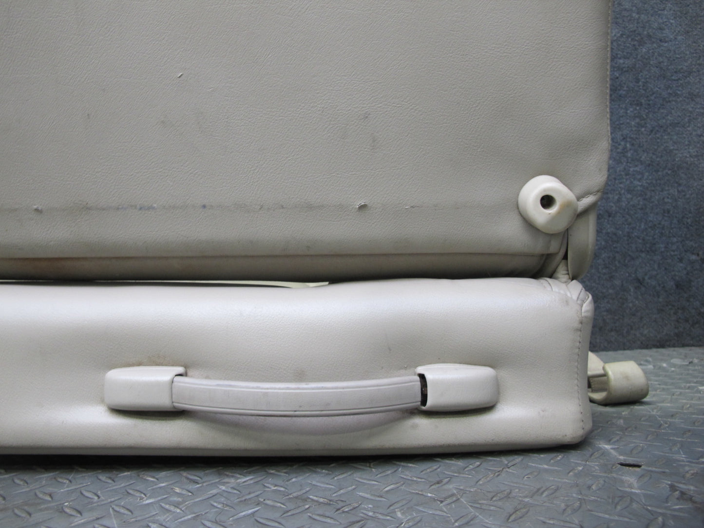 2003-2005 Lexus UZJ100L LX470 Rear Third 3RD ROW Left & Right Leather Seat Set