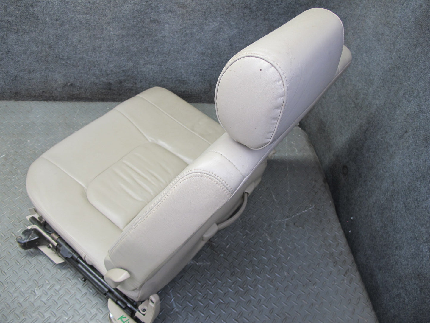 2003-2005 Lexus UZJ100L LX470 Rear Third 3RD ROW Left & Right Leather Seat Set