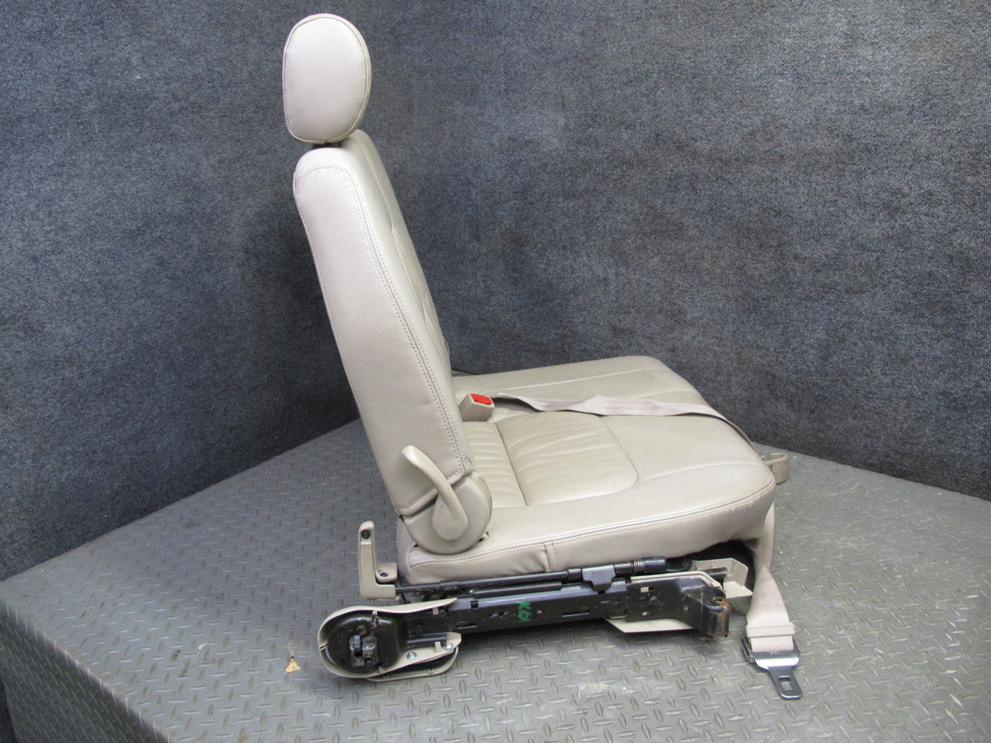 2003-2005 Lexus UZJ100L LX470 Rear Third 3RD ROW Left & Right Leather Seat Set
