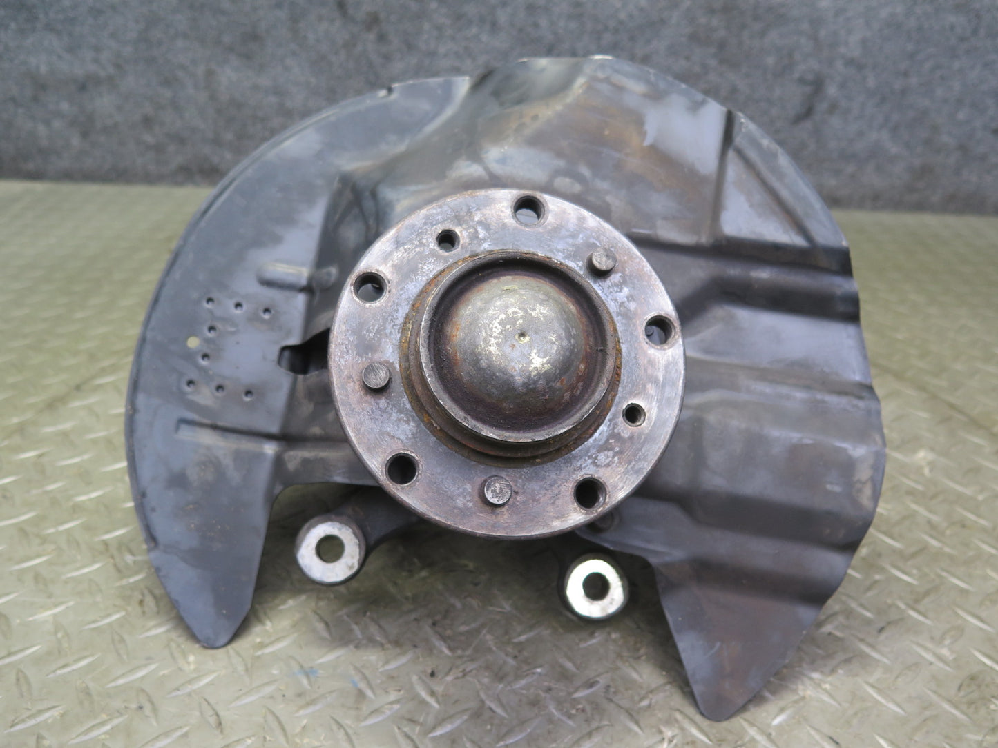 2001-2006 BMW E46 M3 Front Right Spindle Knuckle Wheel Hub Bearing