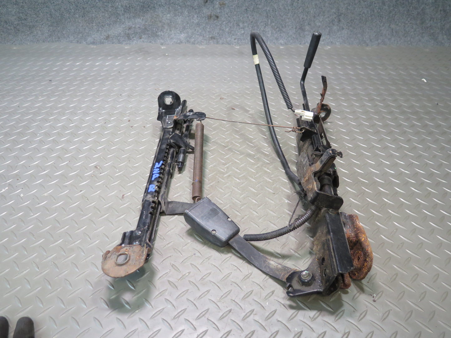 90-96 Nissan 300ZX Z32 2+2 Set of 2 Front Right Seat Manual Track Adjuster OEM
