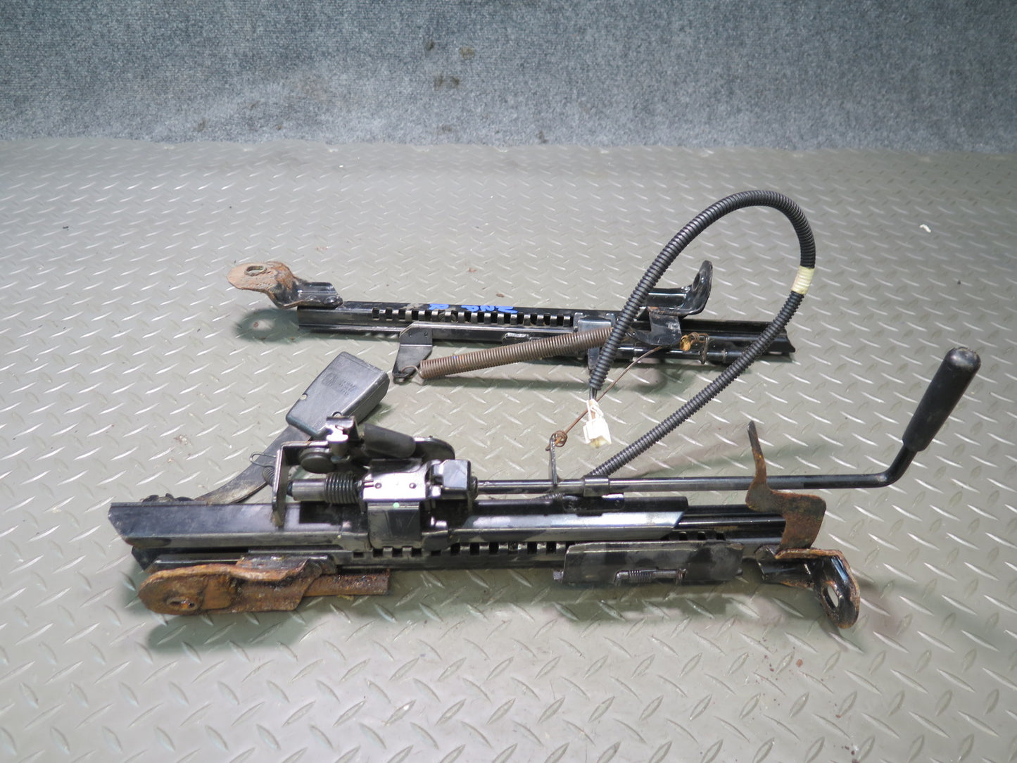 90-96 Nissan 300ZX Z32 2+2 Set of 2 Front Right Seat Manual Track Adjuster OEM