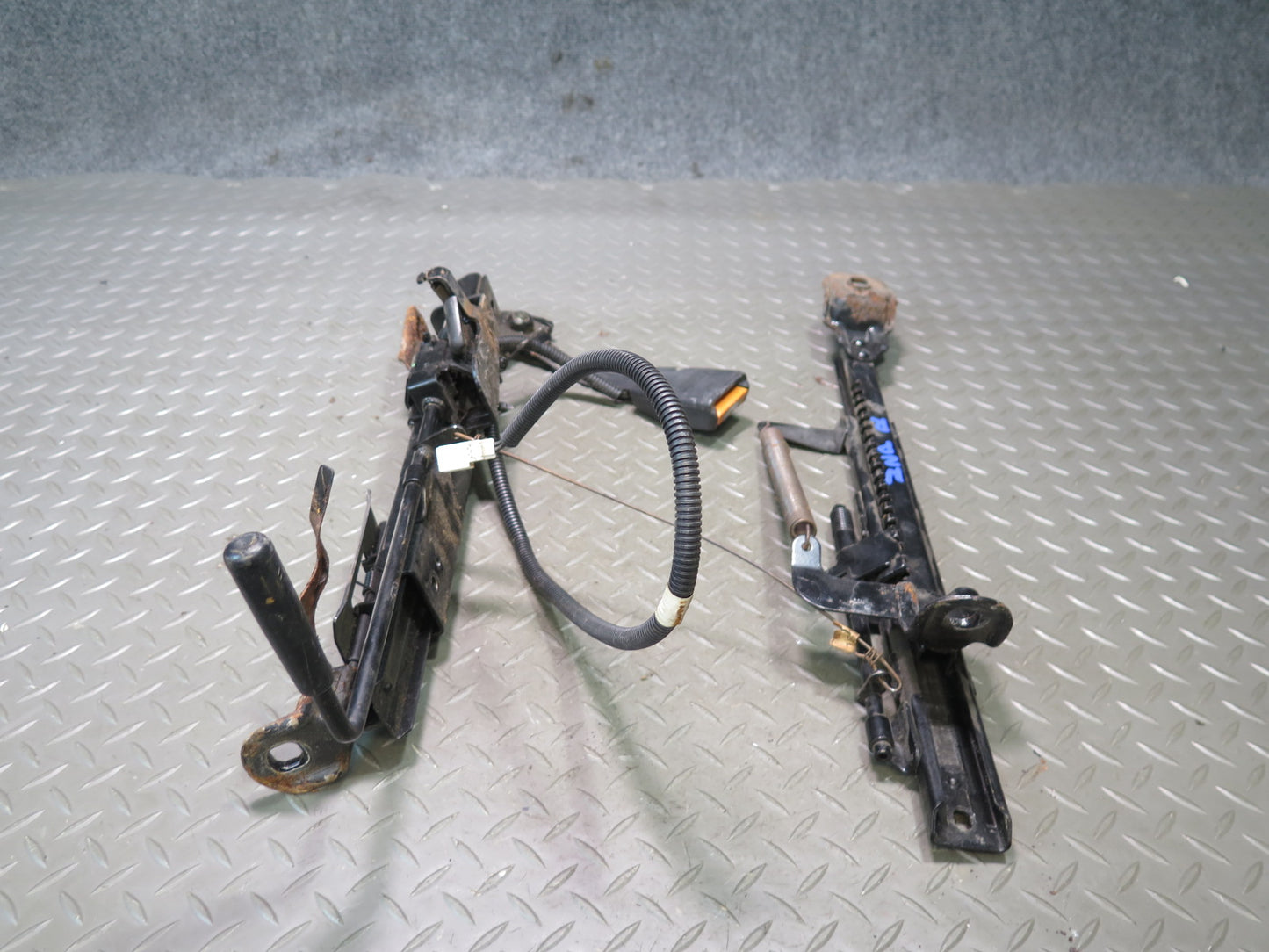90-96 Nissan 300ZX Z32 2+2 Set of 2 Front Right Seat Manual Track Adjuster OEM