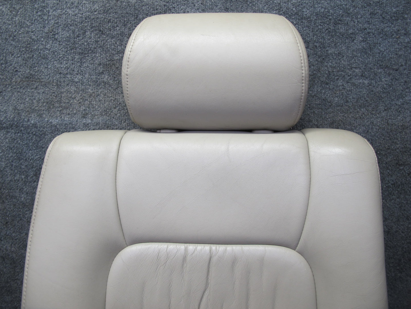 2003-2005 Lexus UZJ100L LX470 Rear Right Second 2ND ROW Leather Seat