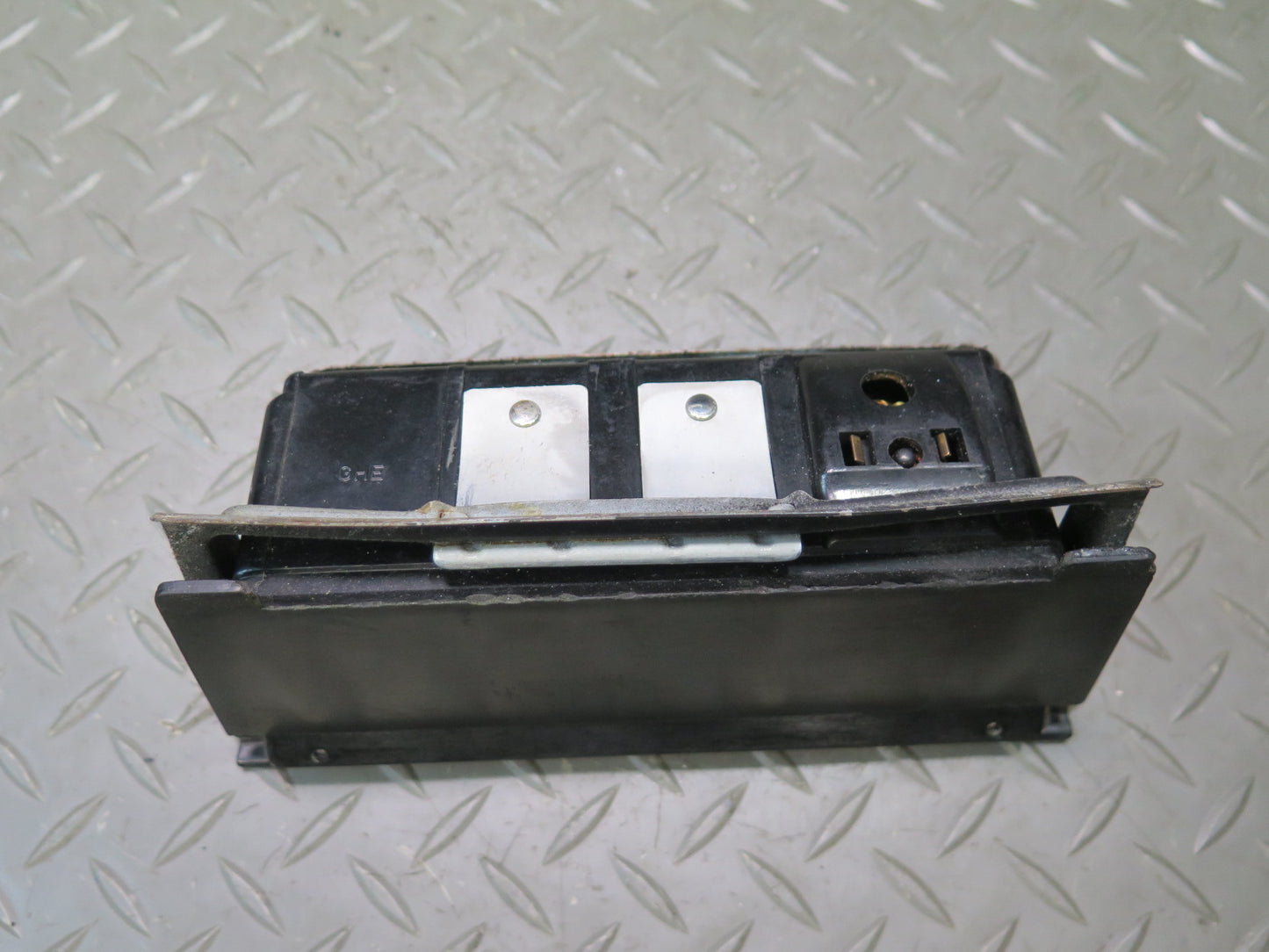 77-85 Mercedes W123 300D 240D Center Console Ash Tray OEM