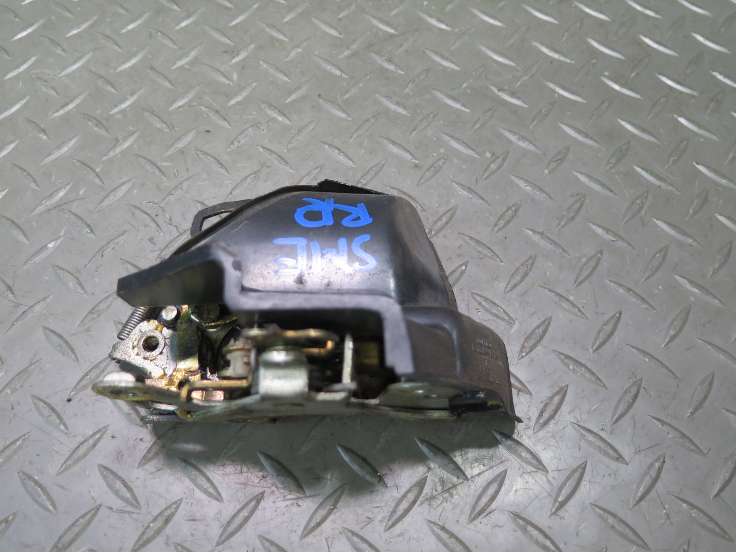74-85 Mercedes W123 240D 300D Rear Right Door Lock Latch Actuator OEM