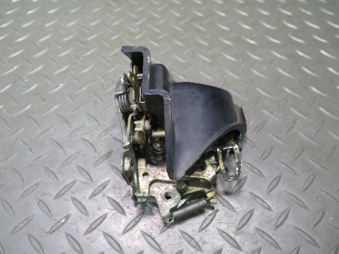 74-85 Mercedes W123 240D 300D Rear Left Door Lock Latch Actuator OEM