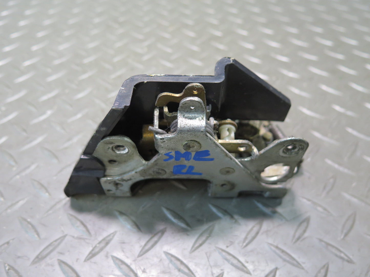 74-85 Mercedes W123 240D 300D Rear Left Door Lock Latch Actuator OEM