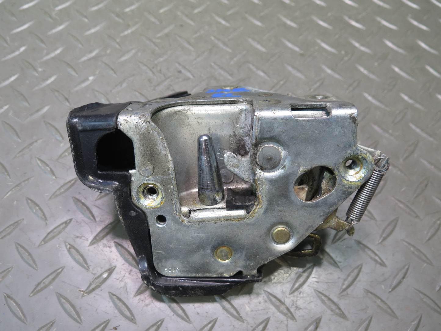 74-85 Mercedes W123 240D 300D Rear Left Door Lock Latch Actuator OEM