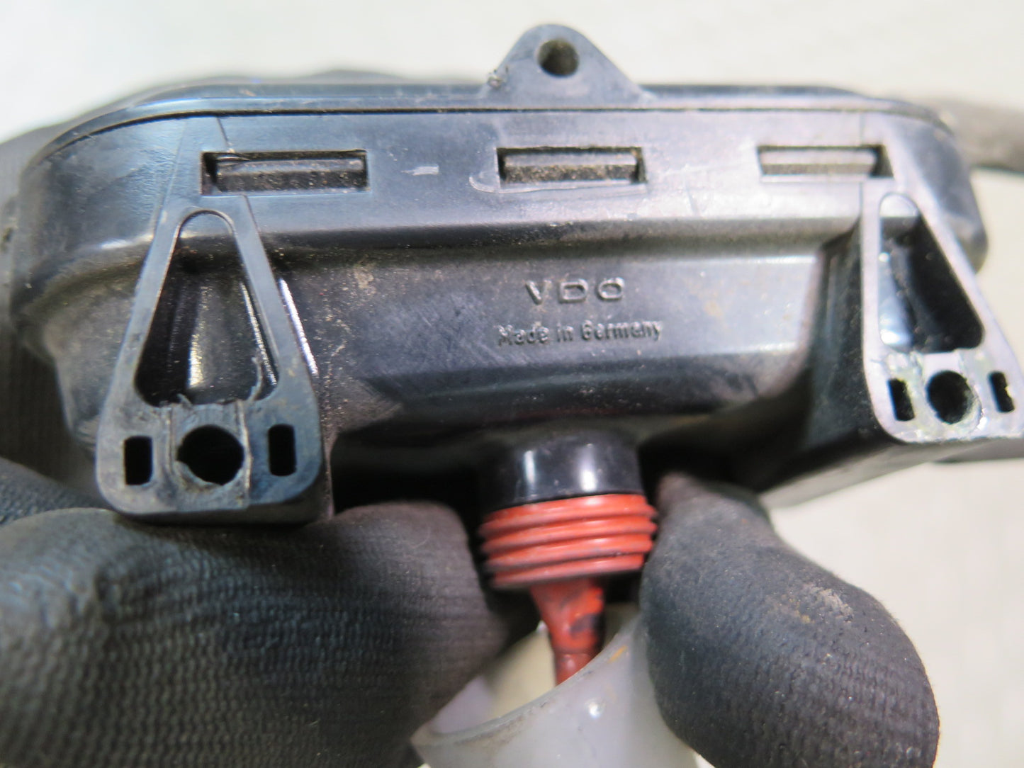 74-85 Mercedes W123 300D Rear Right Door Lock Vacuum Actuator OEM