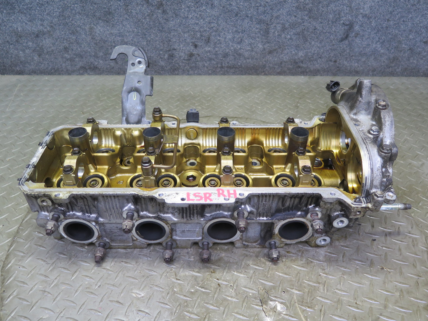 98-00 Lexus LS400 SC400 1UZFE 4.0L Right Engine Cylinder Head 102K Miles OEM