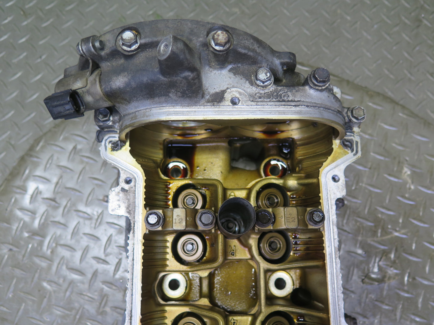 98-00 Lexus LS400 SC400 1UZFE 4.0L Right Engine Cylinder Head 102K Miles OEM