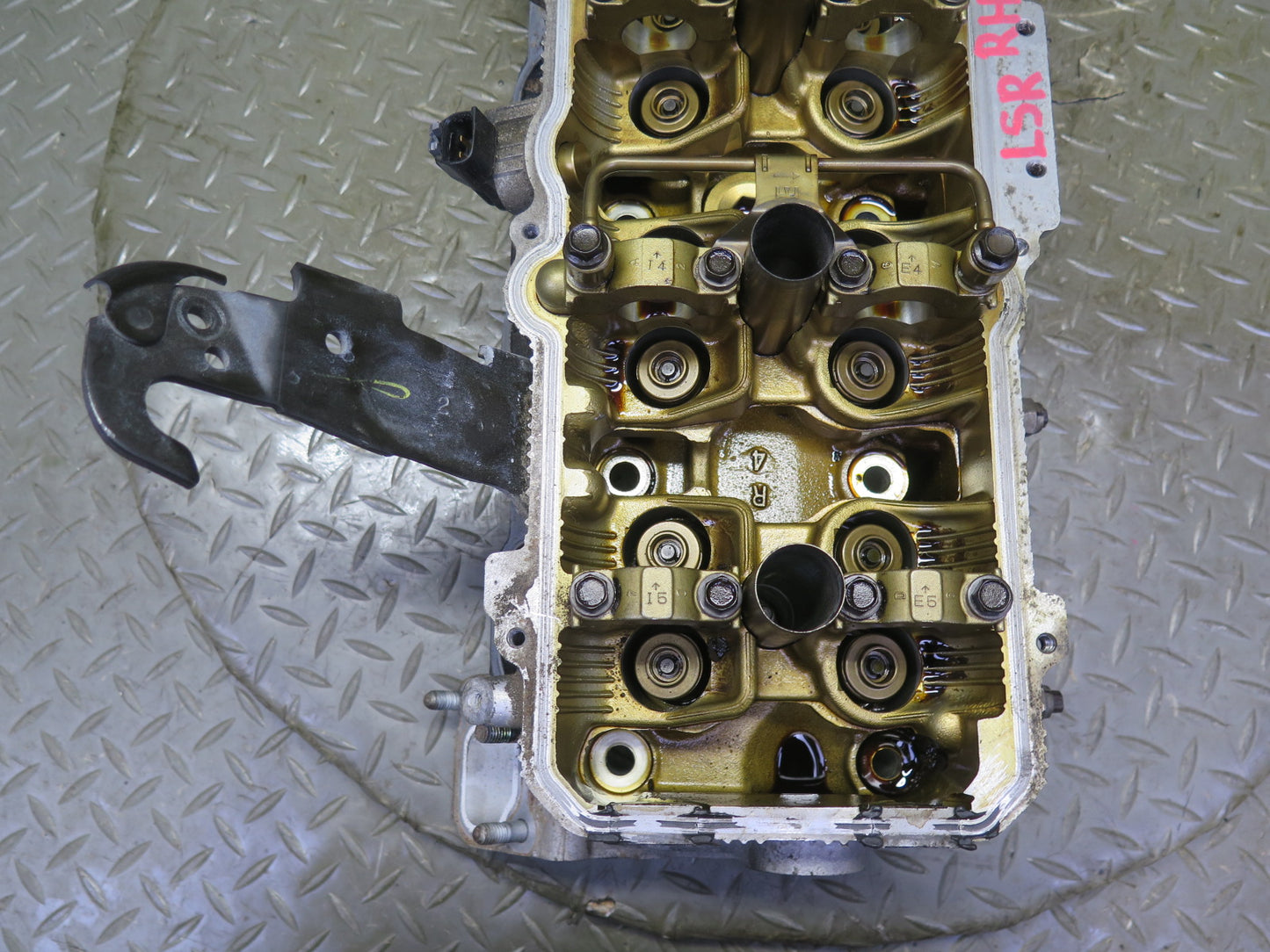 98-00 Lexus LS400 SC400 1UZFE 4.0L Right Engine Cylinder Head 102K Miles OEM