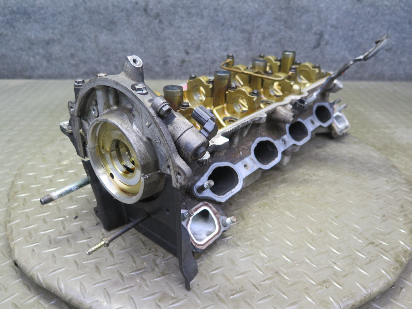 98-00 Lexus LS400 SC400 1UZFE 4.0L Right Engine Cylinder Head 102K Miles OEM
