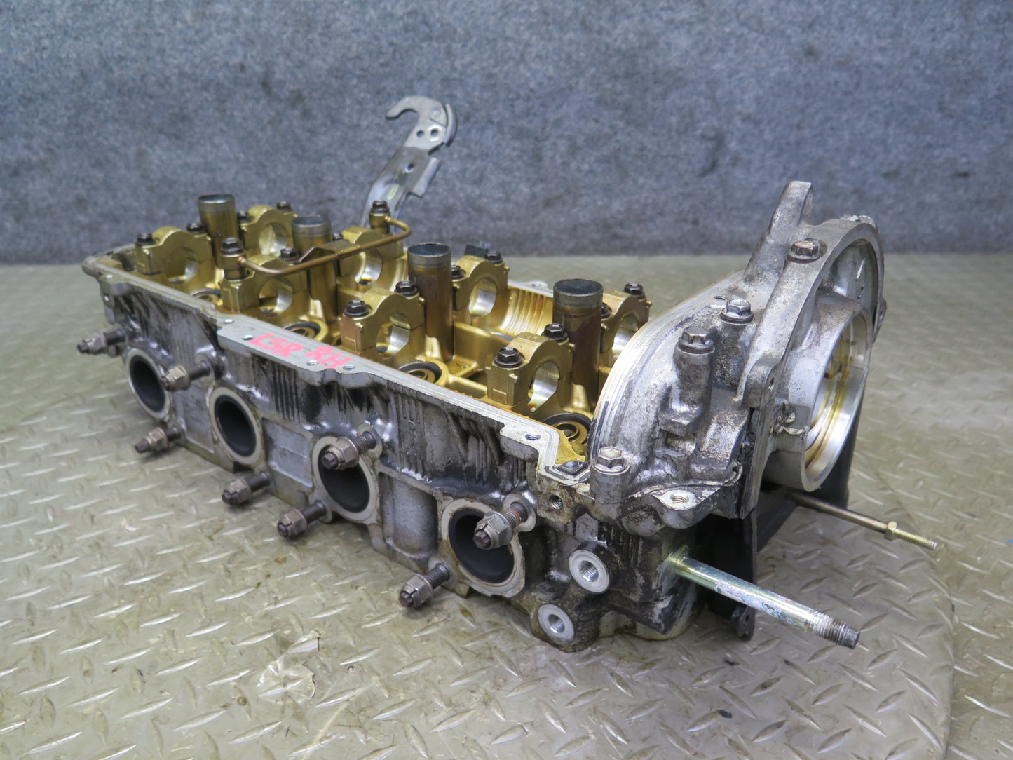 98-00 Lexus LS400 SC400 1UZFE 4.0L Right Engine Cylinder Head 102K Miles OEM