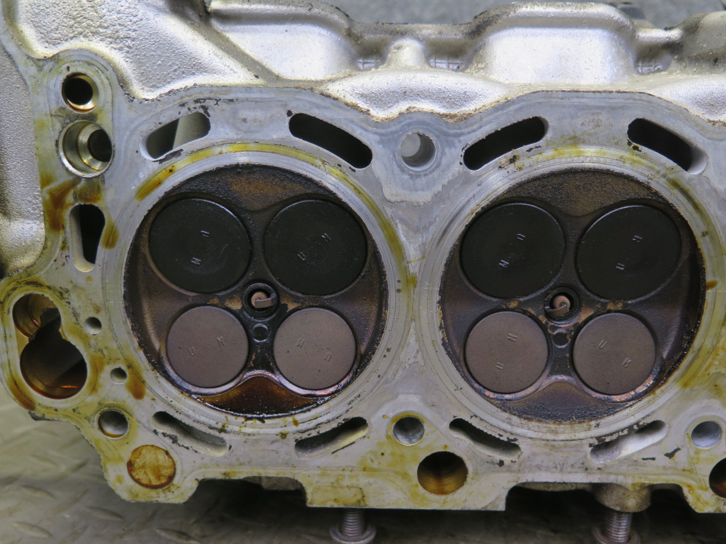 98-00 Lexus LS400 SC400 1UZFE 4.0L Right Engine Cylinder Head 102K Miles OEM