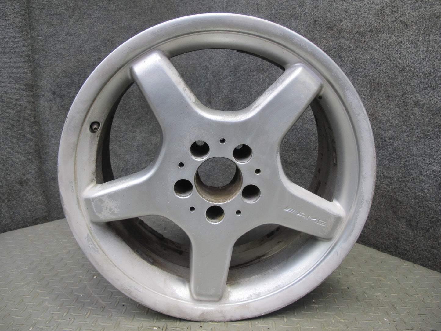 03-06 Mercedes R230 AMG Set of 4 18" R18 Alloy Wheel Rim 18x8.5/9.5J ET30/33 OEM