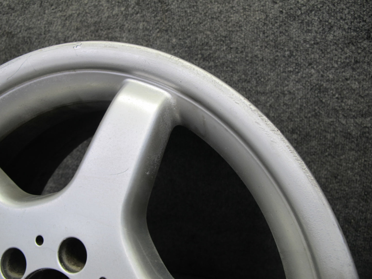 03-06 Mercedes R230 AMG Set of 4 18" R18 Alloy Wheel Rim 18x8.5/9.5J ET30/33 OEM