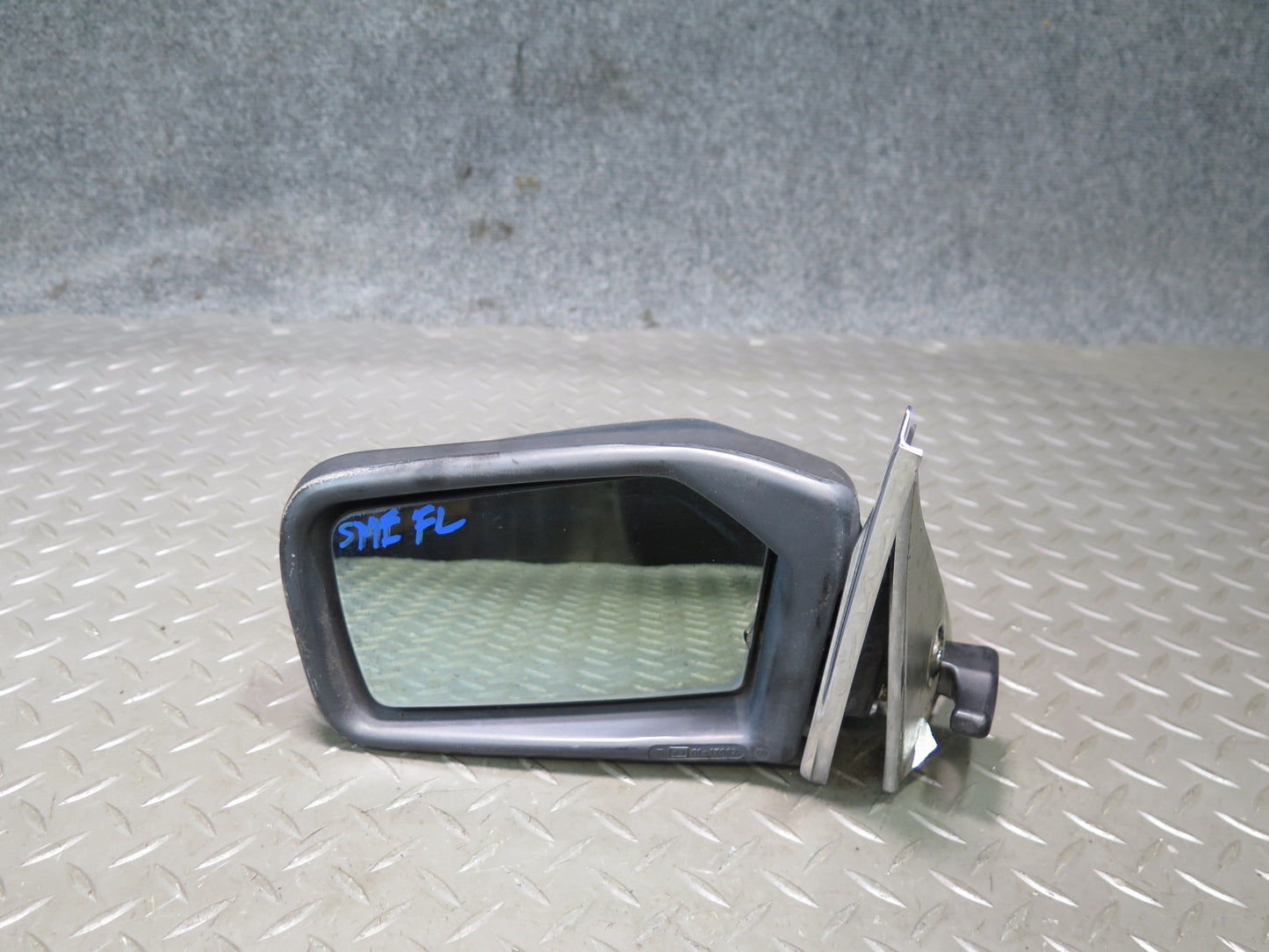 77-83 Mercedes W123 240D Front Left Door Exterior Side View Mirror OEM