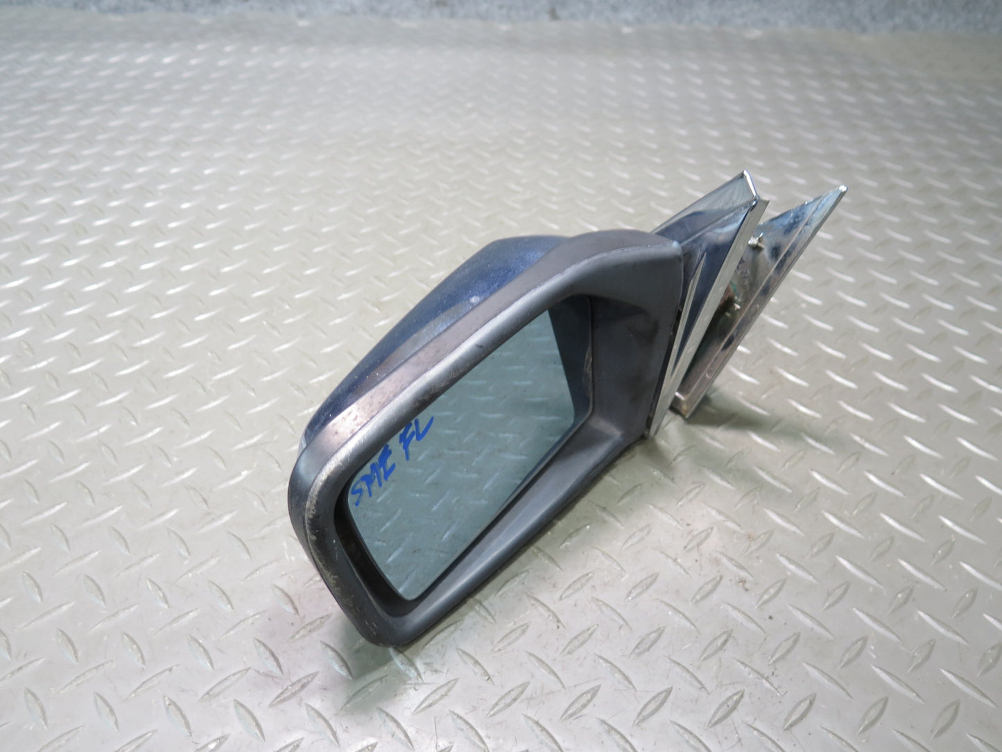 77-83 Mercedes W123 240D Front Left Door Exterior Side View Mirror OEM