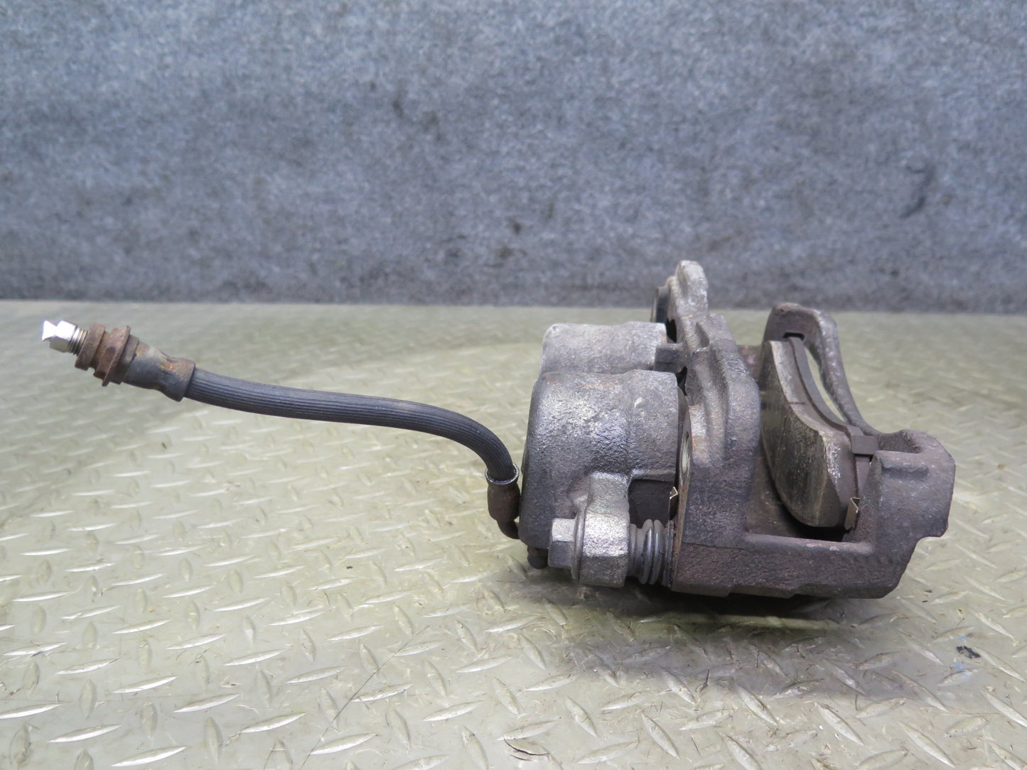 2003-2009 Hummer H2 AWD Rear Left & Right Side Brake Caliper Set of 2