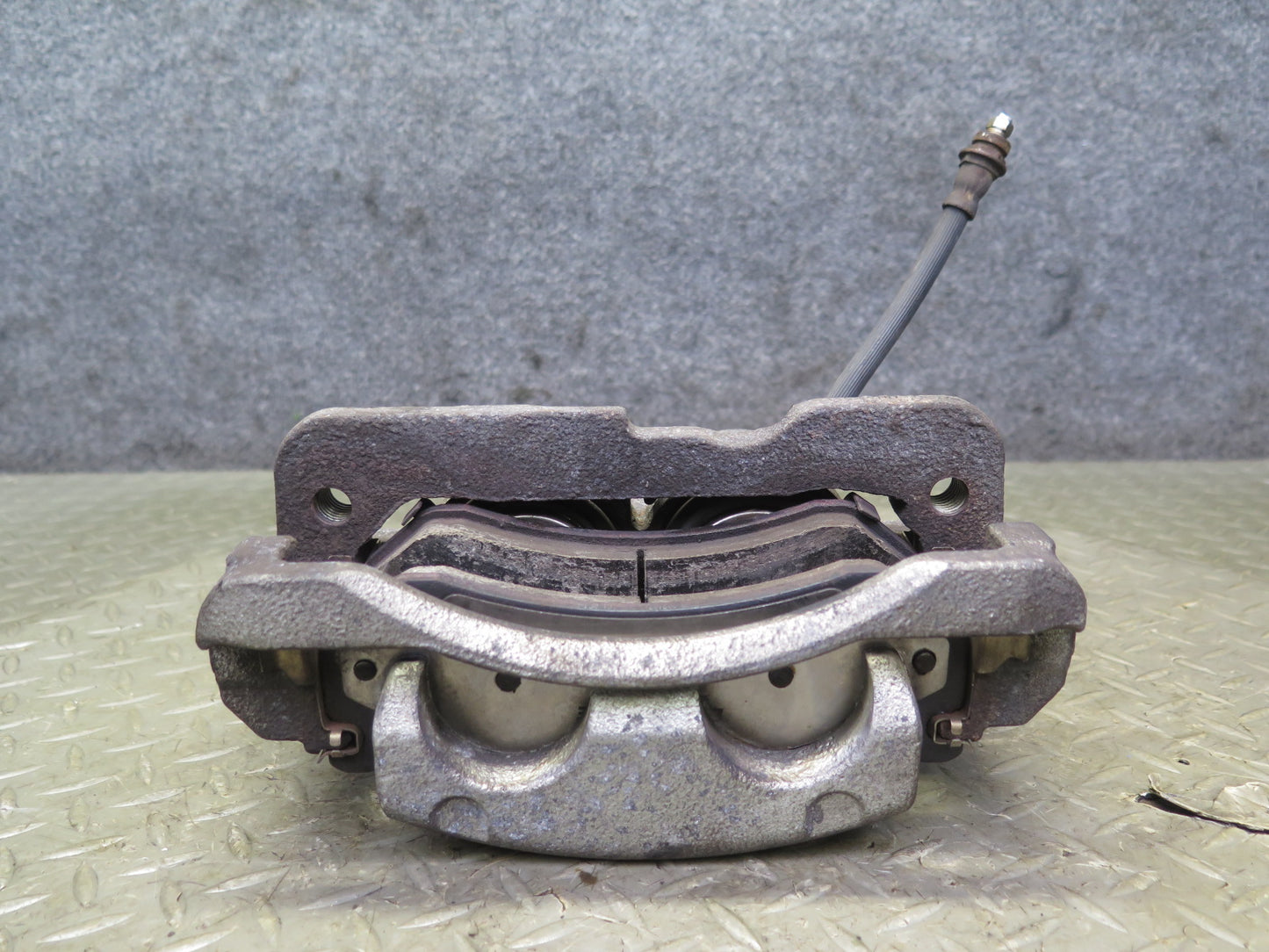 2003-2009 Hummer H2 AWD Rear Left & Right Side Brake Caliper Set of 2