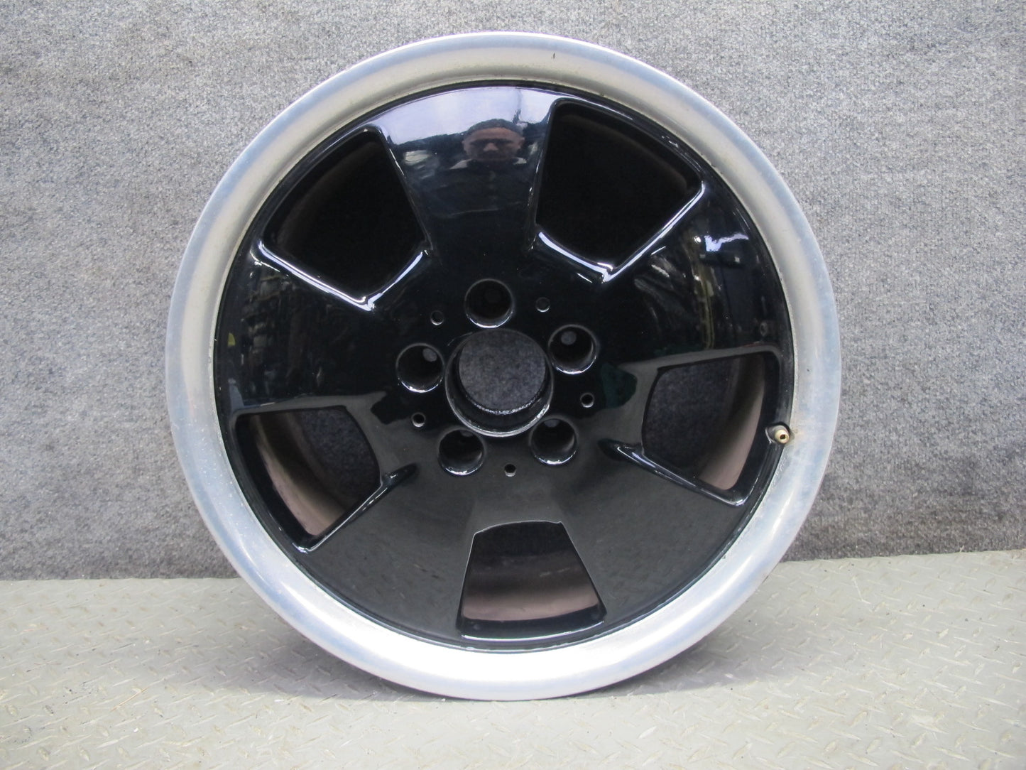 94-02 Mercedes R129 Sl-class  Alloy R17" Wheel Rim 17x8.25 ET34 1294011202 OEM