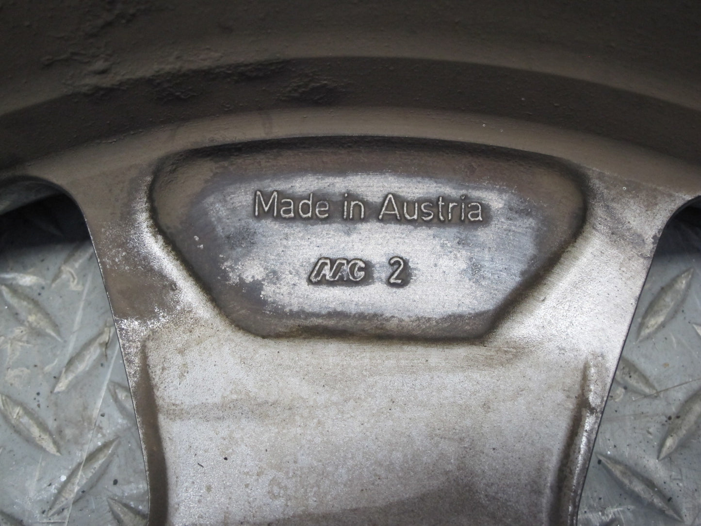 94-02 Mercedes R129 Sl-class  Alloy R17" Wheel Rim 17x8.25 ET34 1294011202 OEM