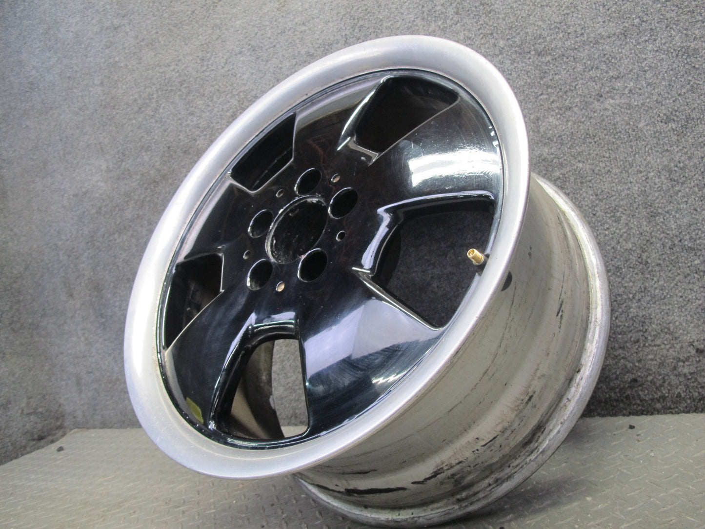 94-02 Mercedes R129 Sl-class  Alloy R17" Wheel Rim 17x8.25 ET34 1294011202 OEM