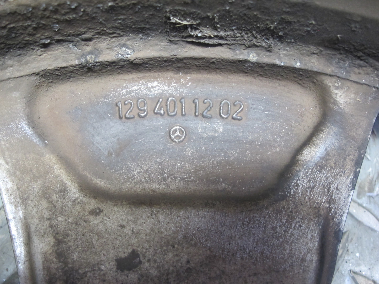 94-02 Mercedes R129 Sl-class  Alloy R17" Wheel Rim 17x8.25 ET34 1294011202 OEM