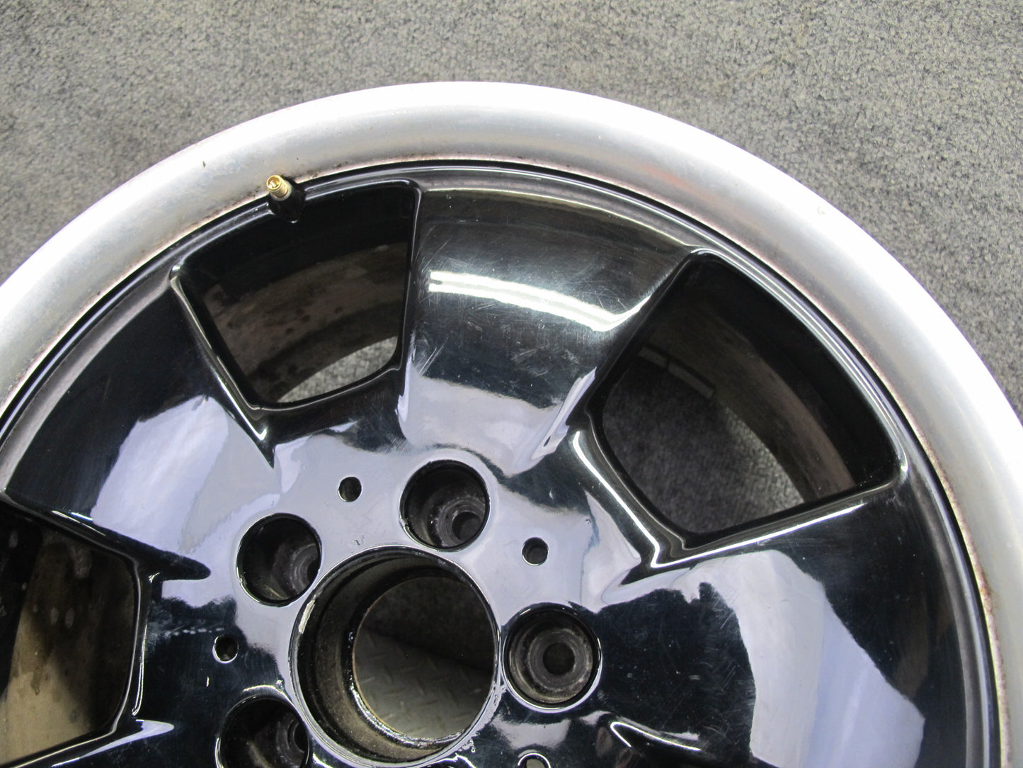 94-02 Mercedes R129 Sl-class  Alloy R17" Wheel Rim 17x8.25 ET34 1294011202 OEM
