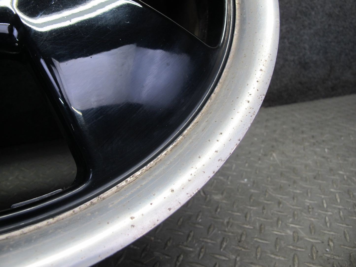 94-02 Mercedes R129 Sl-class  Alloy R17" Wheel Rim 17x8.25 ET34 1294011202 OEM