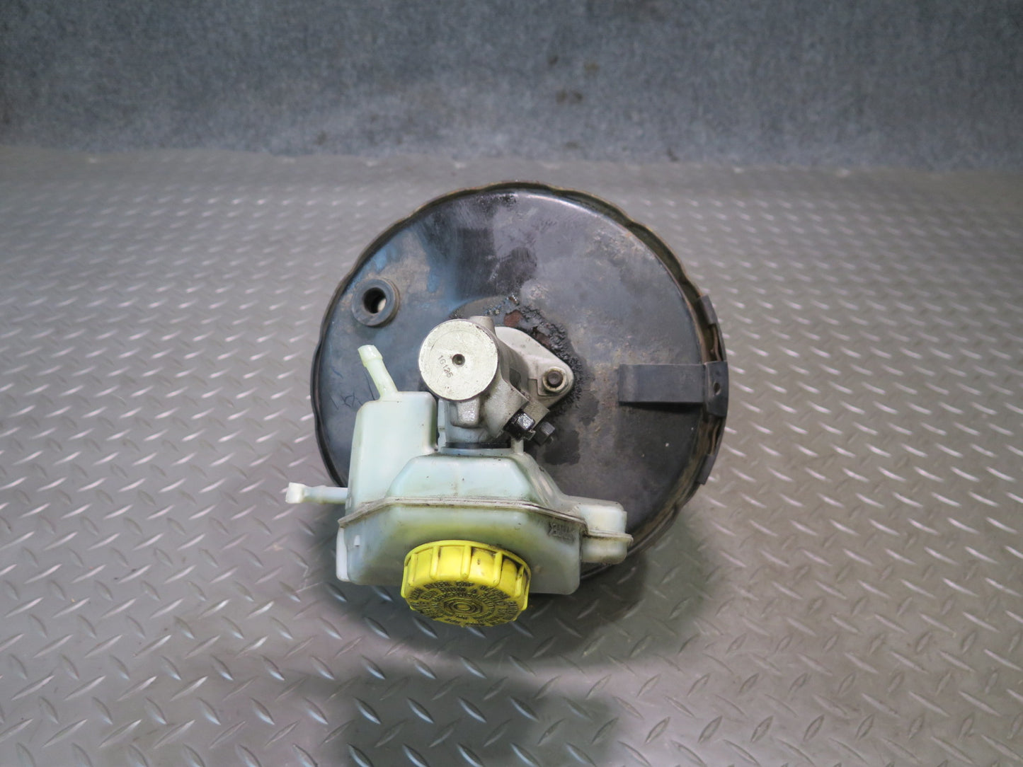 99-03 VW Eurovan T4 Brake Master Cylinder Booster Fluid Reservoir OEM