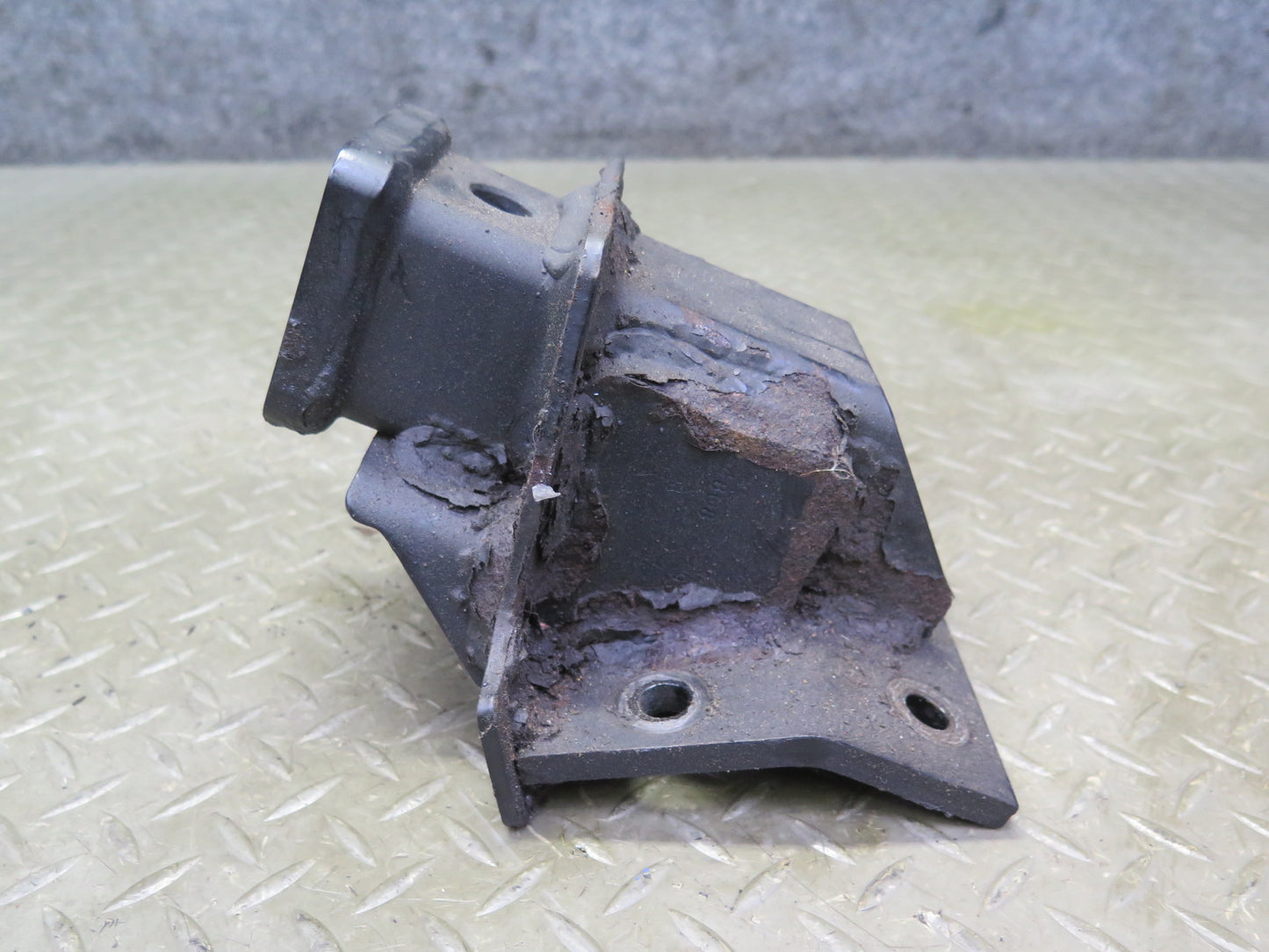2003-2007 Hummer H2 Front TOW Towing Hook Hitch