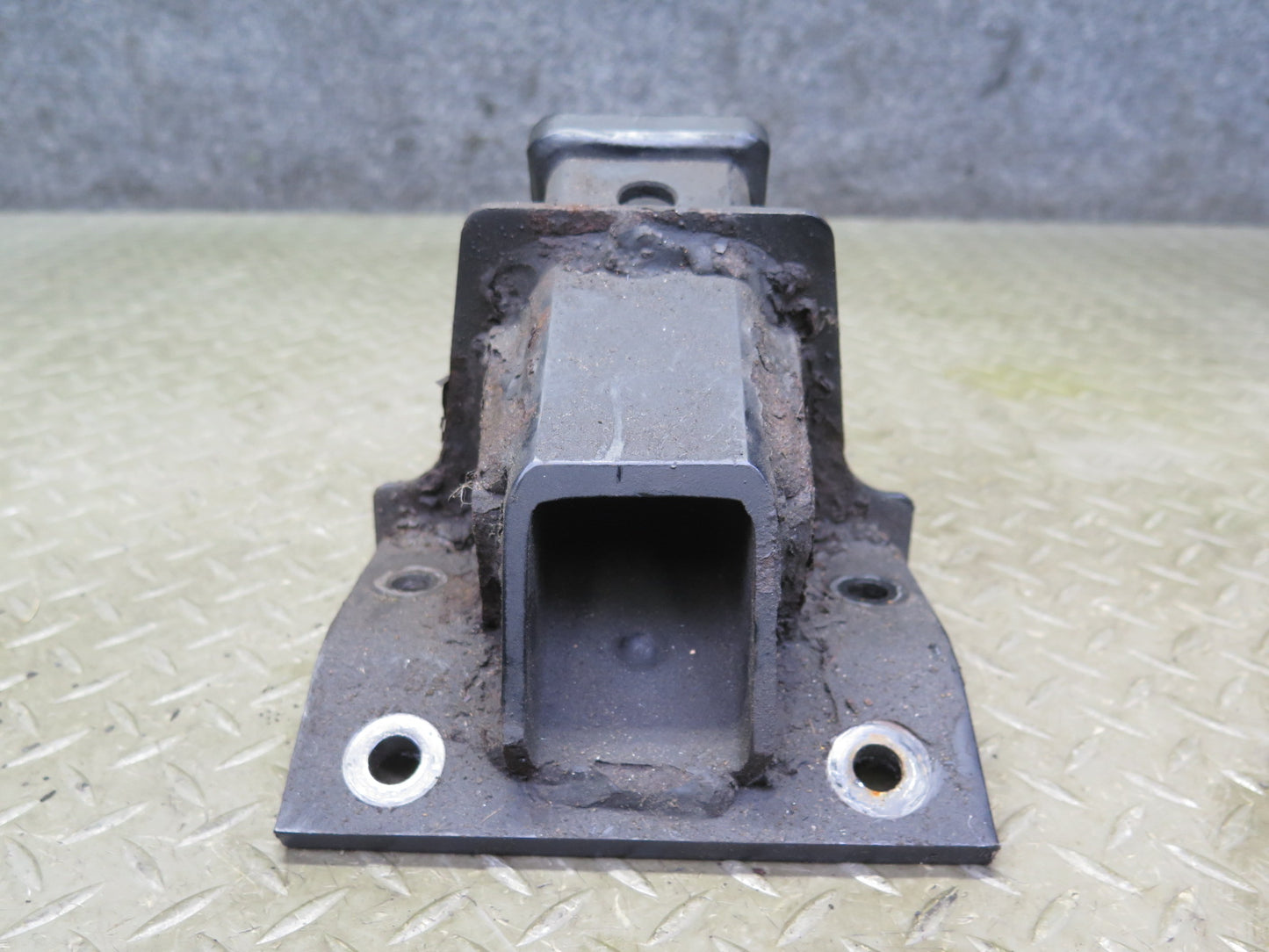 2003-2007 Hummer H2 Front TOW Towing Hook Hitch