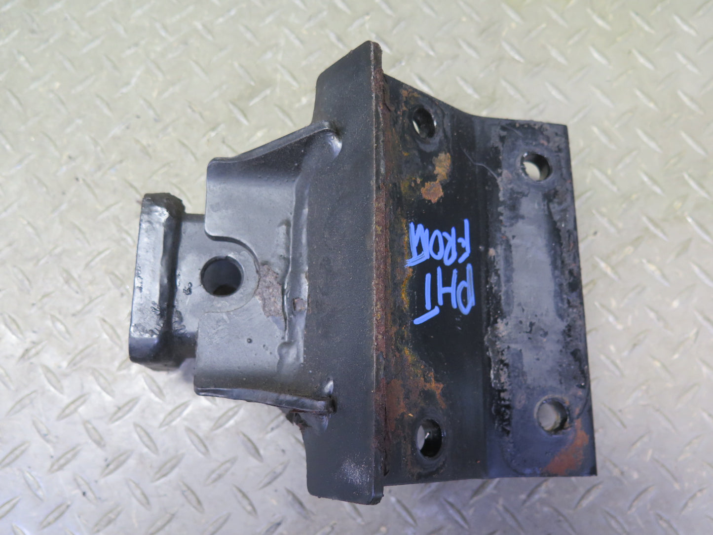 2003-2007 Hummer H2 Front TOW Towing Hook Hitch