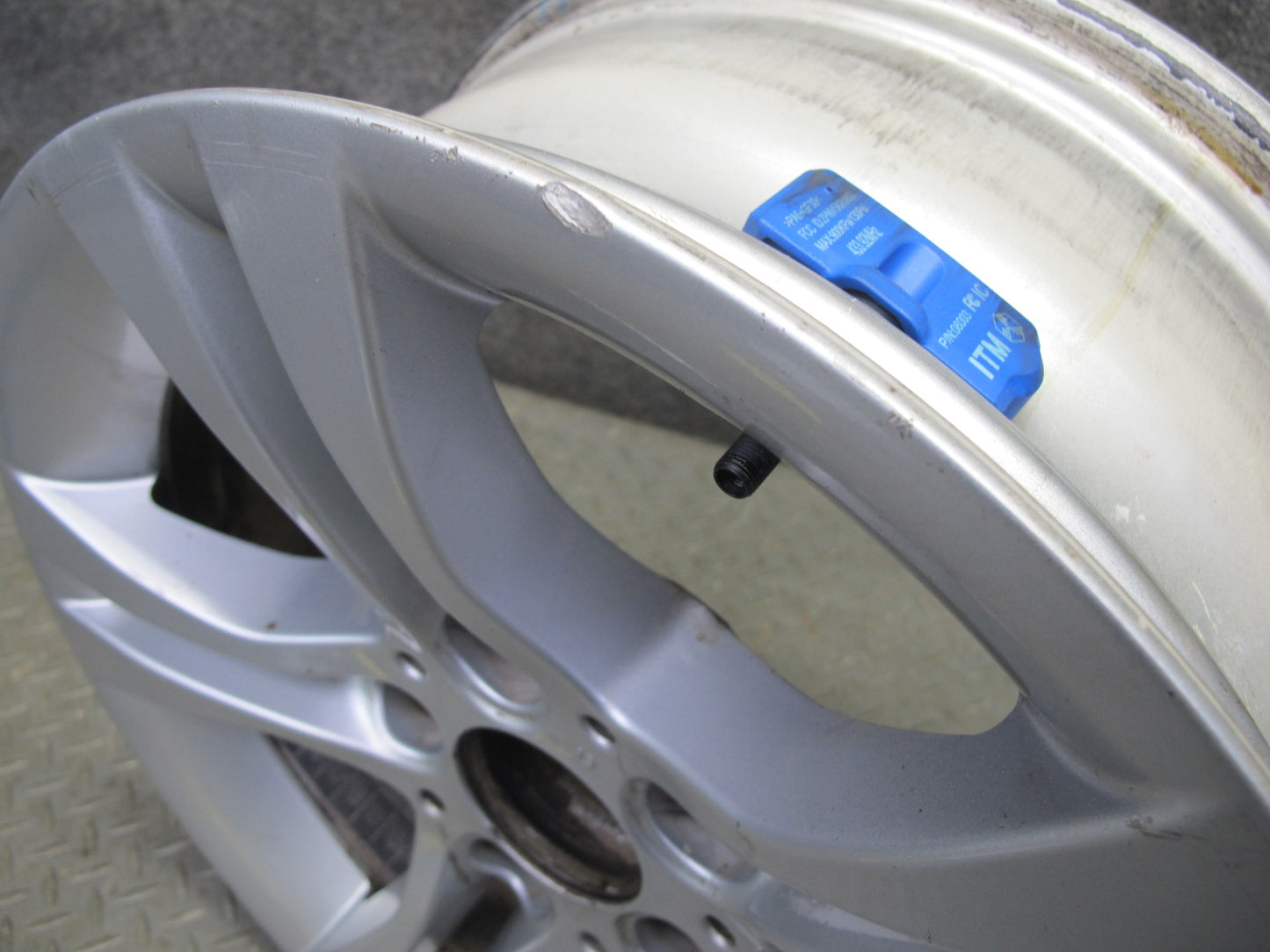 08-11 BMW E90 E91 328i Style 268 Alloy Wheel R16" Rim 16x7J ET31 6780907 OEM