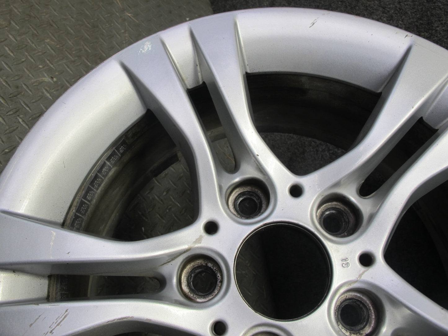 08-11 BMW E90 E91 328i Style 268 Alloy Wheel R16" Rim 16x7J ET31 6780907 OEM